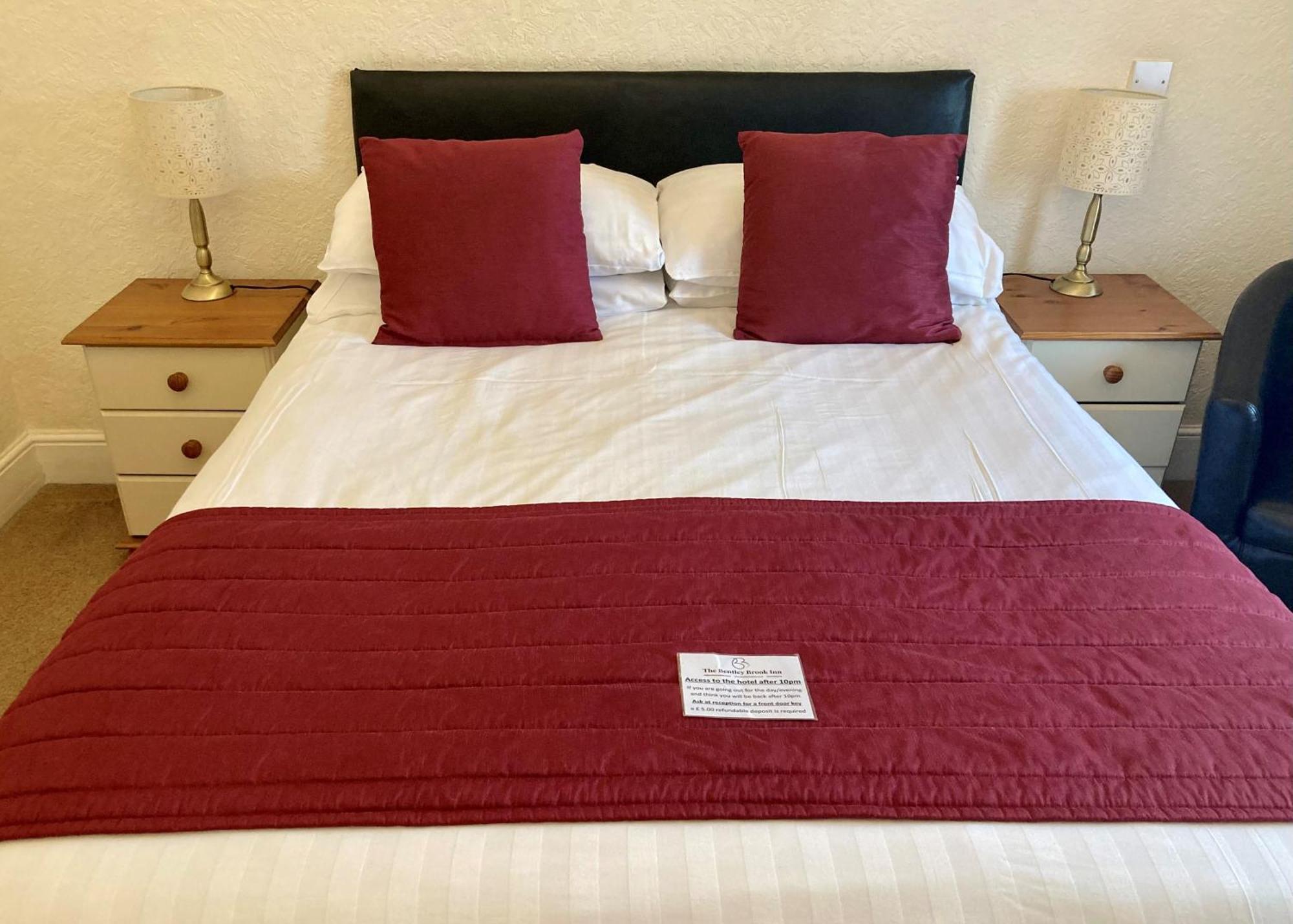The Bentley Brook Inn Ashbourne  Eksteriør billede