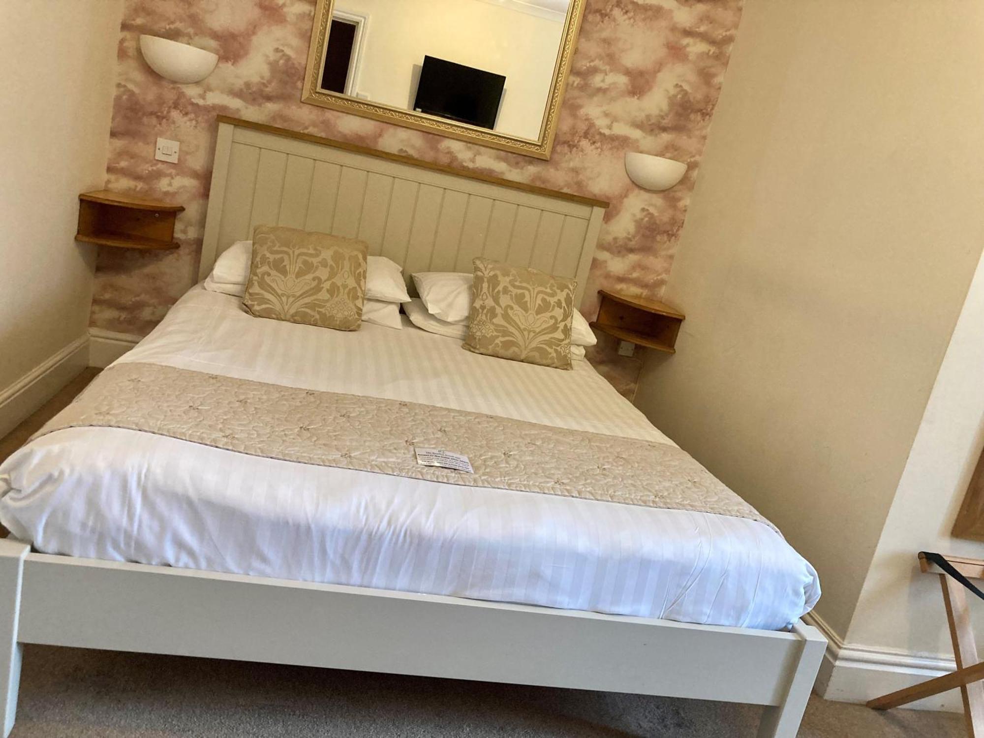 The Bentley Brook Inn Ashbourne  Eksteriør billede