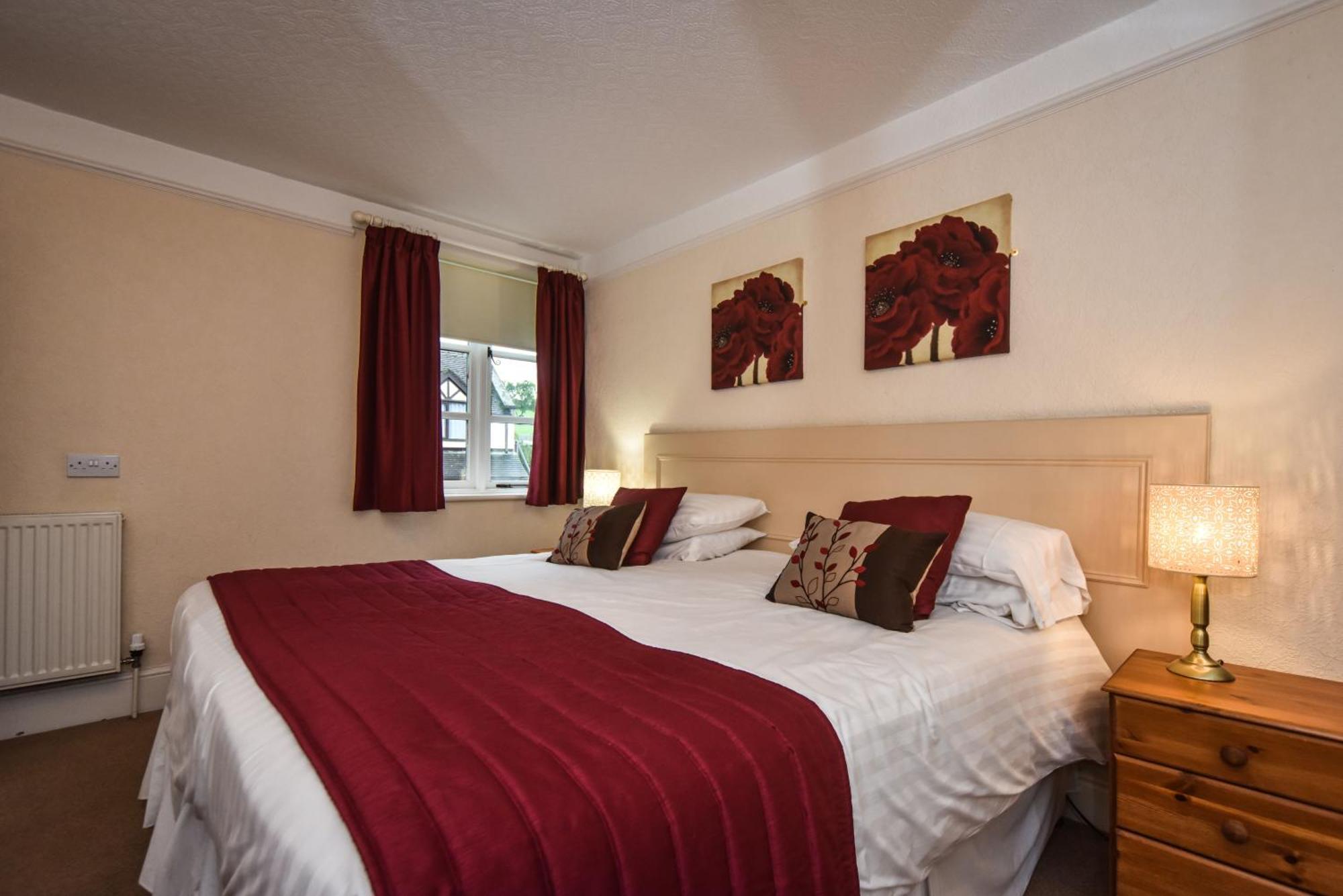 The Bentley Brook Inn Ashbourne  Eksteriør billede