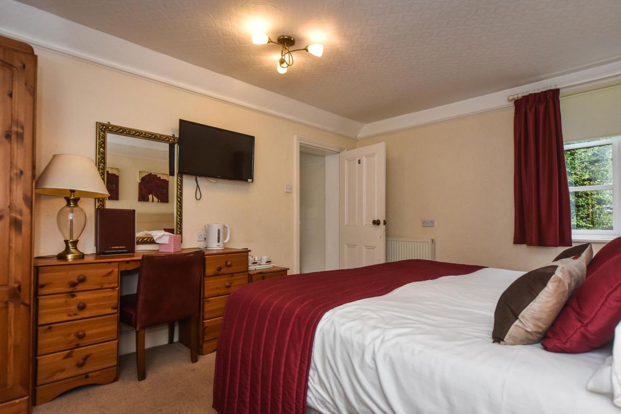 The Bentley Brook Inn Ashbourne  Eksteriør billede